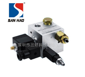 液壓升降平臺(tái)，也能看到升降支撐閥的身影